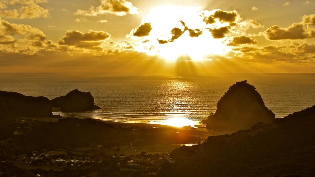 Piha Beachstay Accommodation Exterior photo
