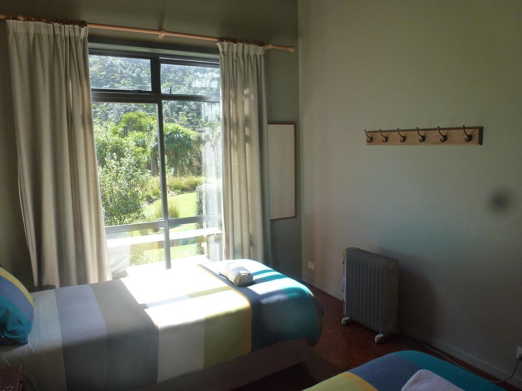 Piha Beachstay Accommodation Exterior photo